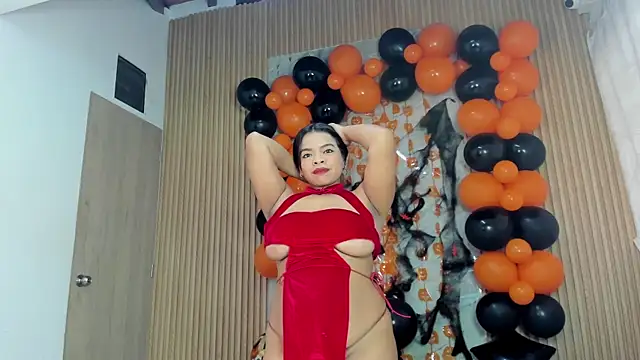 Any topless online show from October 21, 11:03 am