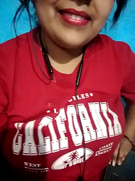 Love-Veronica online show from April 22, 6:27 pm