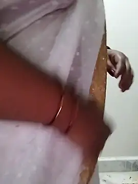 Sexy Radhikaa online show from April 28, 3:10 am