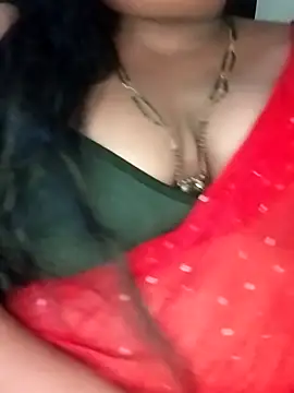 Sexy Radhikaa online show from June 11, 6:10 am