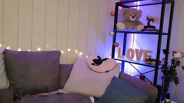 Lyscoquine online show from April 25, 12:41 pm