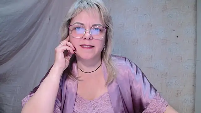 sweetsunset11 online show from January 18, 4:53 am