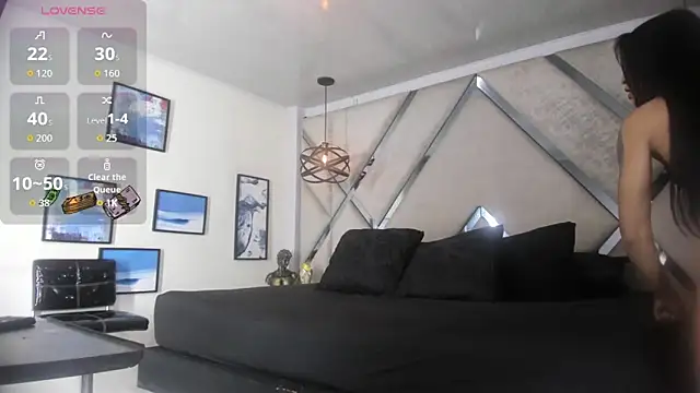 Pandora Rey2 online show from October 5, 1:27 pm