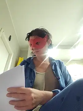 Vagabondainnamorata online show from November 28, 3:42 am