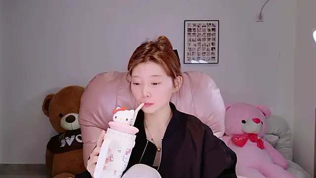 yang-yang-yang online show from April 22, 5:37 am