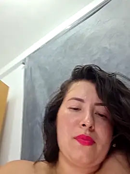 Snapshot of NeredaXxx chatting on September 29, 4:01 pm NeredaXxx online show from September 29, 4:01 pm