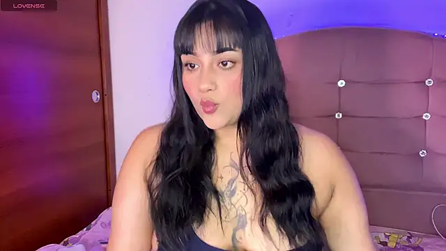 Snapshot of male_couper chatting on October 18, 2:03 am male couper online show from October 18, 2:03 am