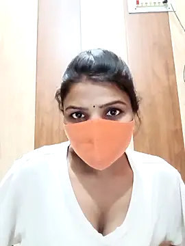 Chahat Pandey online show from February 3, 5:06 pm