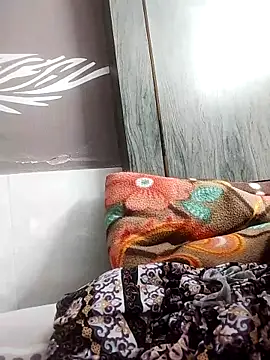 Snapshot of shalini_fire chatting on September 19, 7:24 pm shalini fire online show from September 19, 7:24 pm