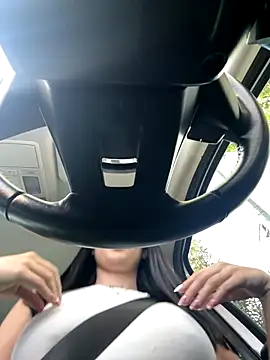 ellie mcdonald online show from October 28, 7:41 pm