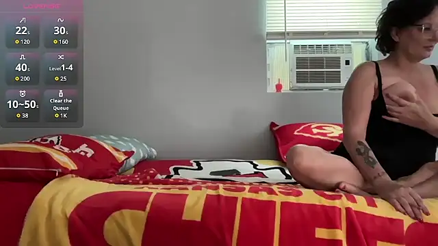 KcChiefBBC69 online show from April 29, 12:52 pm