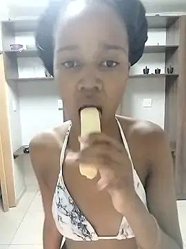 MissDimple25 online show from January 16, 11:12 pm