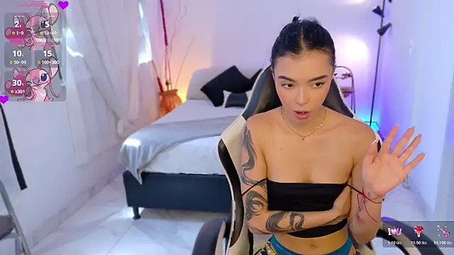 AnabelWolf online show from November 11, 4:26 pm