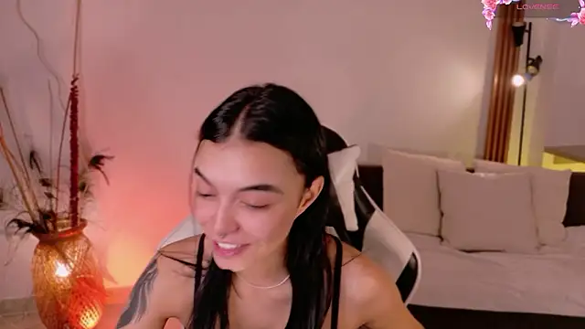 AnabelWolf online show from March 29, 2:16 pm