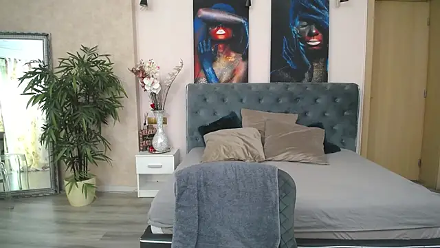 EvySmithXXX online show from September 21, 6:01 am