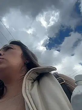 LIZ-06  online show from April 26, 5:21 pm