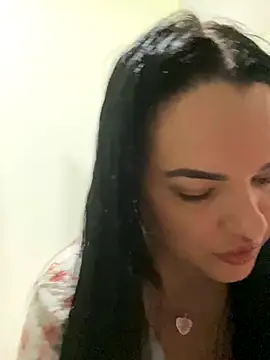 Amie Hill online show from November 14, 7:30 am