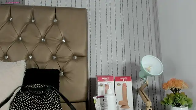 Snapshot of candymery chatting on September 22, 7:01 pm candymery online show from September 22, 7:01 pm