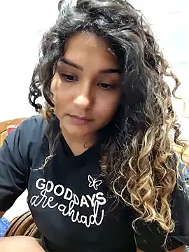 BrendaGirs online show from April 25, 5:10 am