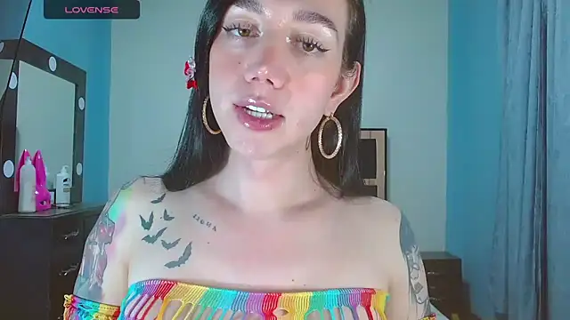 karla zambrano online show from April 23, 4:31 am