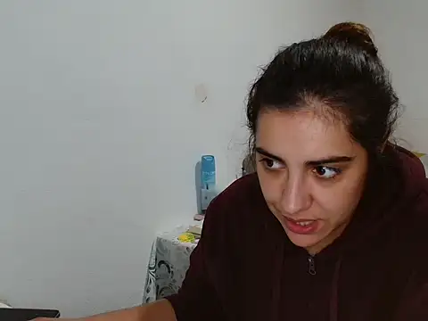 Ursumi1 online show from March 10, 5:17 pm