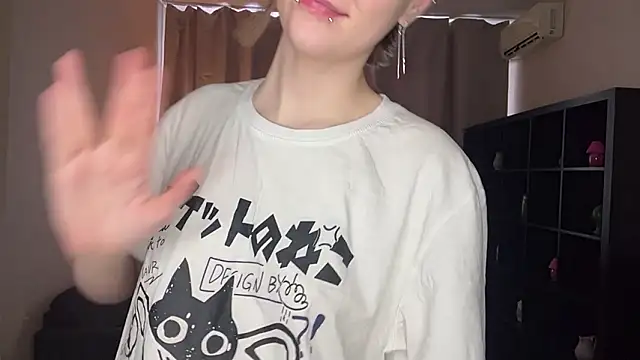 MoiraHavins online show from February 6, 7:23 am