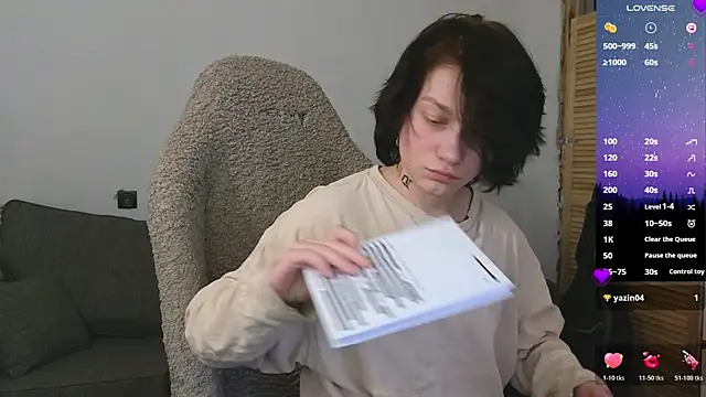 esajukyy online show from April 22, 3:09 pm