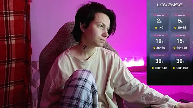 esajukyy online show from November 19, 10:37 am