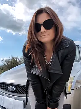 Samira-Summer online show from March 19, 8:40 am