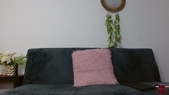 Kendal Mosk online show from November 27, 2:31 pm