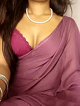 Snapshot of sexyriya_008 chatting on September 30, 7:19 pm sexyriya 008 online show from September 30, 7:19 pm