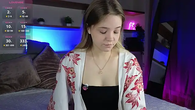 ElvaHilby online show from February 20, 3:13 pm