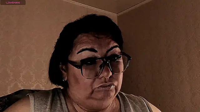 SexxyDreams1 online show from March 18, 12:37 am