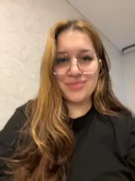 VikiDemini online show from September 29, 2:11 pm