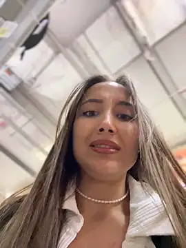 VelvetVixenI online show from April 26, 5:21 pm