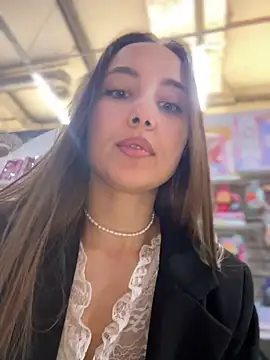 VelvetVixenI online show from April 23, 1:57 pm