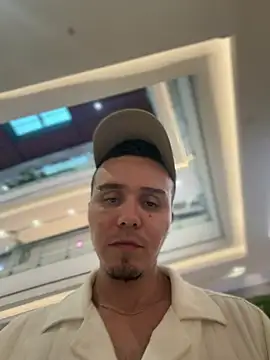 adam-rivera online show from February 11, 10:11 pm