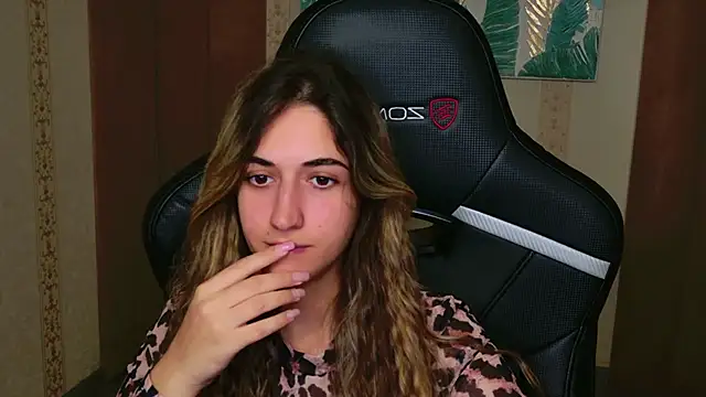 Teresa Stane online show from September 22, 5:28 am