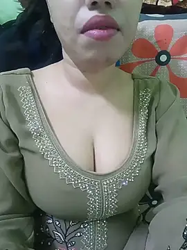 Haniya-143 online show from May 11, 11:12 am