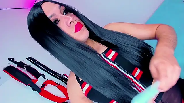 Candace Queen online show from November 12, 5:33 pm