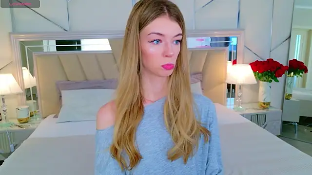 MeganMour online show from April 25, 4:59 am