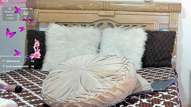 oriana rodriguez online show from April 5, 7:18 am