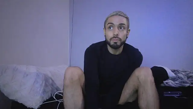 DerekPerez2025 online show from January 17, 6:21 am