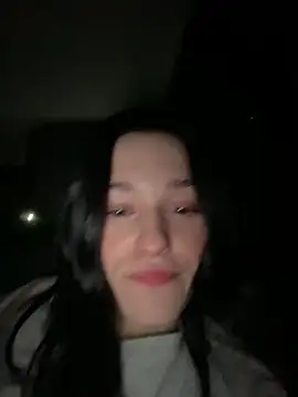 Mia Mia M online show from April 24, 6:54 pm