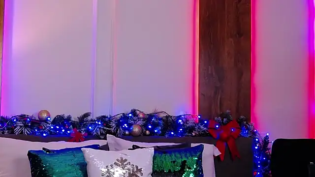 SkylerSpark online show from December 14, 8:36 pm