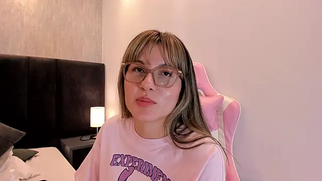 Freyaa   online show from April 22, 2:52 am