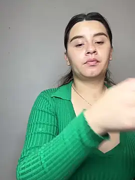 SaraBraun  online show from February 6, 6:33 pm