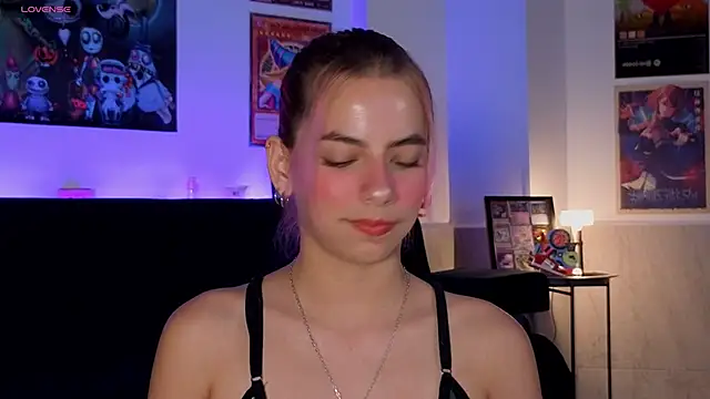 ArtemisaBlake online show from December 5, 4:01 am