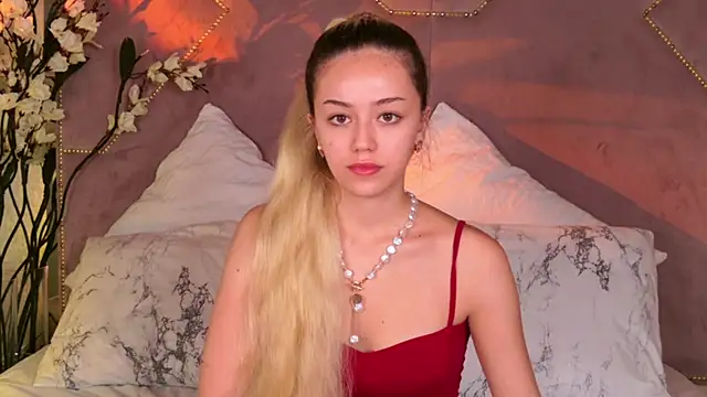 Snapshot of STELLA_RICH chatting on September 16, 9:23 pm STELLA RICH online show from September 16, 9:23 pm