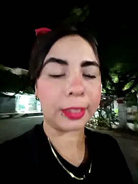 Snapshot of KathaDanger chatting on October 10, 2:38 am KathaDanger online show from October 10, 2:38 am